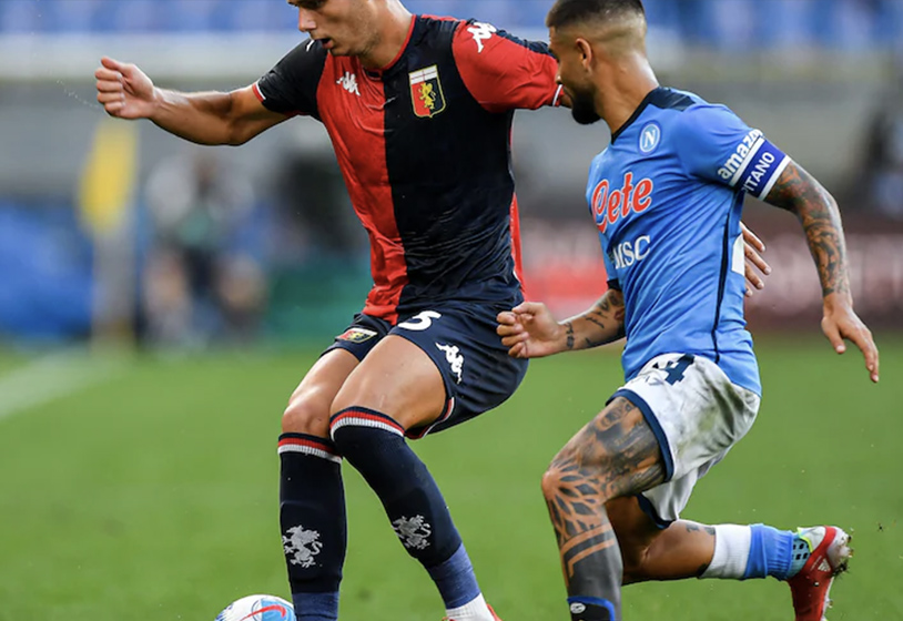 Il Napoli batte il Genoa 2-1